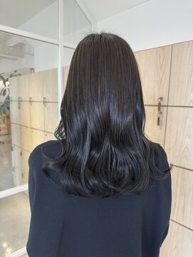 アドラーブル 万代店 (adorable) 似合わせカットシースルーバングこなれミディダークアッシュ