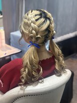 リエラ 新宿(RIERA)&nbsp;ハート編み込みツインテール