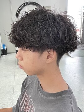 ネクストゼロ(NEXT zerO) メンズパーマ