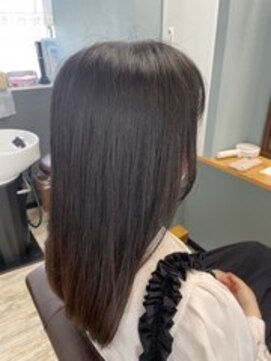 サニー(Sunny) ねじれ軽減で自然なストレートスタイル