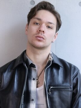 クワトロレオーネ 大阪梅田茶屋町(QUATTRO LEONE) ワイルドフェザーハーフバック