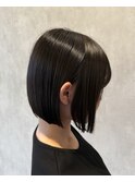 切りっぱなしミニボブ