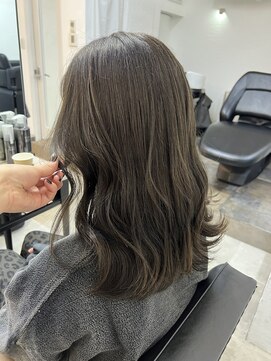 アルメリア 池袋(Arumeria) 大人可愛いアッシュグレージュシアーグレージュ透明感20代30代