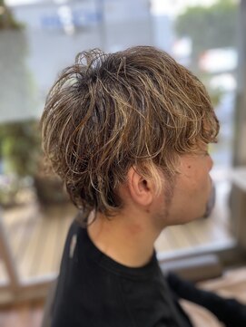 髪師 ケンジロウ(Kenjiro) 無造作スパイラルパーマ