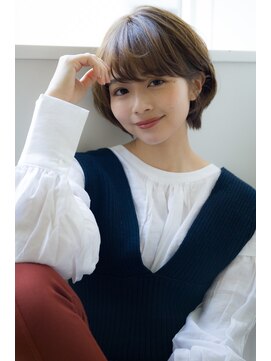 ライリー(riley) riley耳かけナチュラルワンカールショートボブ