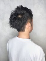 ビジネスコンマヘアかき上げヘアビジカジハンサムショート