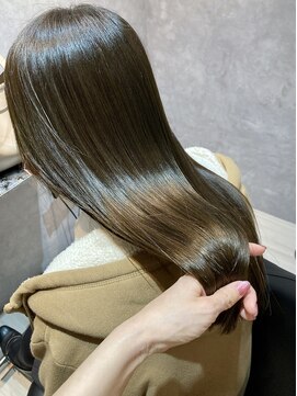 ノア(noa) ロング×艶オリーブ