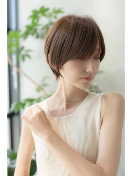 ドットハリス(.Hallis) 小顔カット/レイヤーカット/大人可愛い/ベージュ/原宿/表参道