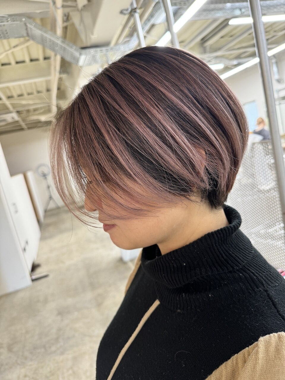 バレイヤージュカラー/白髪ぼかし/ショートカット/イメチェン バレイヤージュカラー/白髪ぼかし/ショートカット/イメチェン