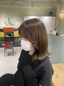 ジェムバイアルテフィーチェ(gem by artefice) 韓国風ヘアオリーブベージュ