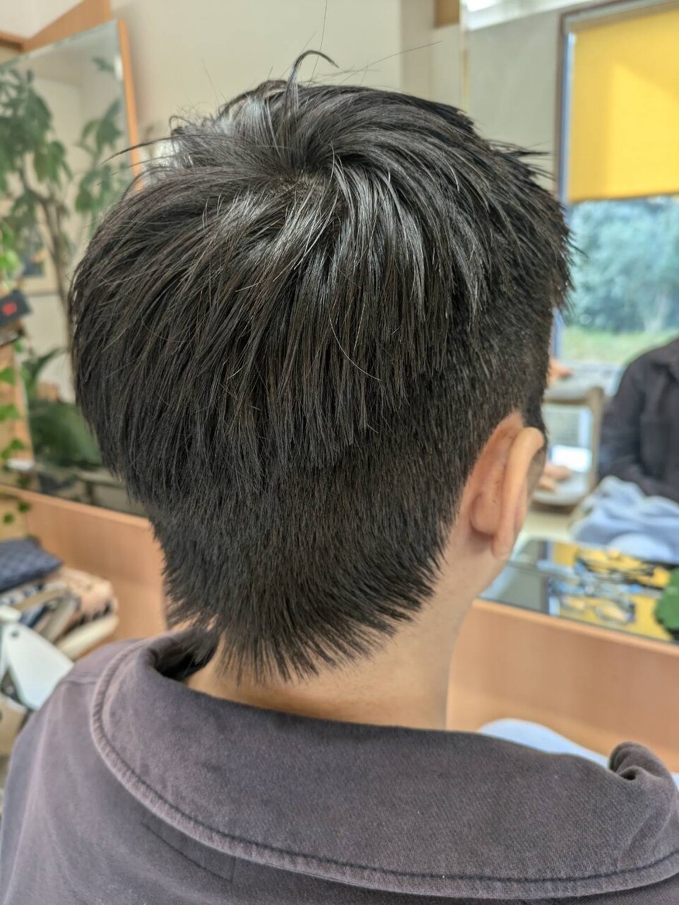 【新品・未使用】　本水牛　中荒　16目　ブロース　刈り上げ　マルヤ　手付き　理容 メンズのナチュラルツーブロックスタイル：L230879240｜グラムゼロの