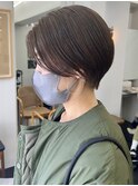 ショート/耳かけショートレイヤー/ハンサム/前髪なし/白髪染め