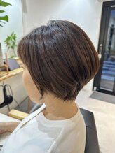 イーエム 自由通り店(e.m.)