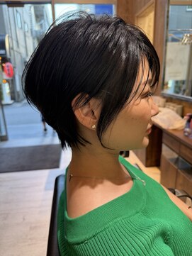 イー(E) カッコイイショート