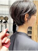 前髪あり小顔つや髪顔まわり簡単スタイリング丸みショート