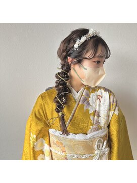 タイドヘアー(tide hair) サイドポニーアレンジ