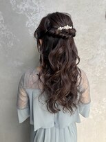 kotona【コトナ】&nbsp;ハーフアップヘアアレンジハーフアップヘアセット結婚式ゲスト