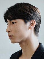 レタッチバイフィフス(RETOUCH by fifth)&nbsp;センターパートニュアンスパーマシャドウパーマフェザーパーマ　