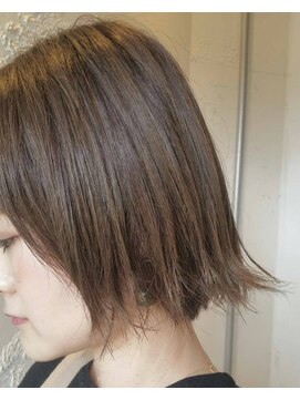 トリックスタンダードナチュラル(TRICK STANDARD Natural) ざっくり外ハネボブ