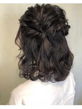 レイリー(Reilly) くるりんぱ×ツイストアレンジ