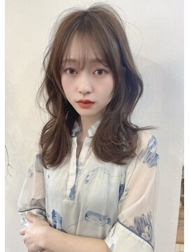 レイラバイアフロート 吉祥寺(Lila by afloat) 暗髪レイヤーエギョモリくすみブルー20代30代40代