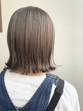 ヘアー アイス 御器所本店(HAIR ICI) ベージュ × ハイライト