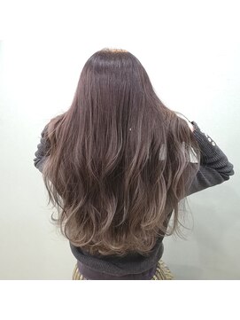 リリス(l'iris) グラデーションカラー毛先ブリーチ巻き髪ナチュラルブラウン