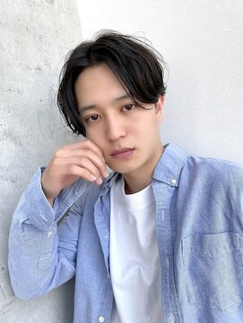 ディーエックス スリー(Dxxxx III) 韓国風センターパート