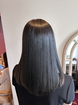 ヴィアンカ(Vianca) 美髪カラー×オリーブベージュ