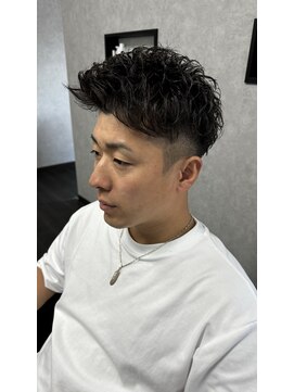 ノックス(N.O.X) 短髪ピンパーマ