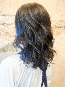 フロール 上大岡(Flor) 【Flor_上大岡】*インナーカラー＋ブルー×グレージュ*