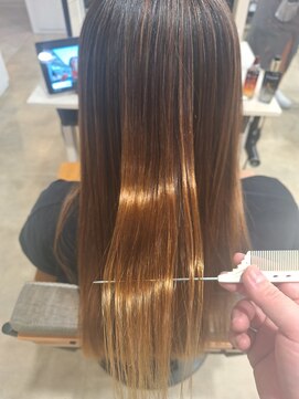 アンジュベイナハ (Ange Bay NAHA) 髪の負担０！トリートメントで作る艶髪♪