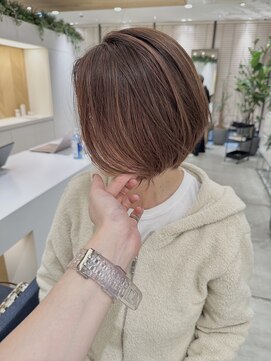 ステア ケース(stair case) 大人ショートボブ髪質改善ハイライトカラー