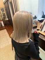 ナナナパレナ 梅田店(nanana parena)&nbsp;艶と透明感を纏うダメージレスなハイトーンベージュ