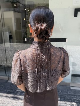 スミ(sumi) ツヤふわシニヨン