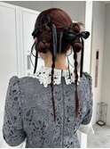 ヘアアレンジ　編みおろし　ツインテール　リボンアレンジ　20代