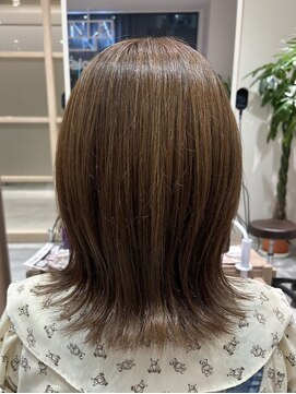 ティエナビューティー(TIENA BEAUTY) 外はねミディアム