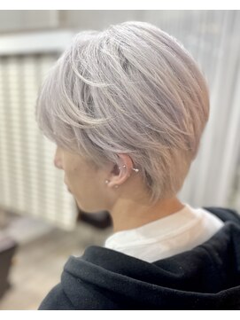 ラウラアンドロー(LAURA&RO) ダブルカラー/ケアブリーチ/インナーカラー/ベージュ【塚口】