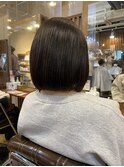 黒髪縮毛矯正ストンボブa