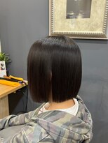 アルター(aL ter)&nbsp;ぱつっとボブ［ワンホンレイヤー/ダークブルー/鎌取］長野歌穂