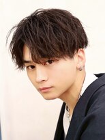 ルーシー 名古屋栄(LUCEY) センターパートニュアンスパーマフェザーパーマ波巻きパーマ