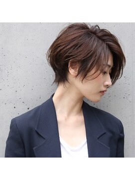 ロビン アンド ダルク(robin&darc) 【robin】【代官山】後頭部の丸みにこだわるアンニュイショート