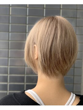 ナノ(nano) プラチナベージュ