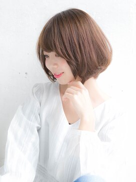 ルティア 池袋(Lutia) レイヤーワンカールボブ