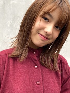 レオニード 表参道(LEONID) ミディアムスタイル