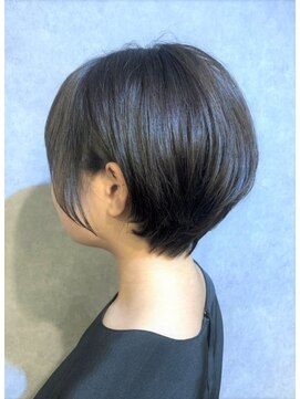 ヘアーサロン モンクール(hairsalon mon'coeur) 『 ショートボブ×アッシュグレー 』外国人風のグレーカラー♪
