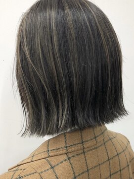 キューズ クラブ(cuz KLUB) 【cuzKLUB】コントラストハイライトアッシュ