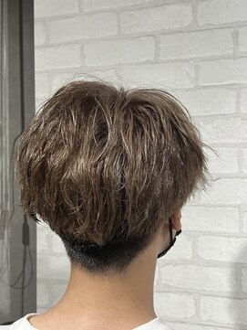 ビスイル 秋葉原店(Vis ill) ブリーチ/メンズ/ショート/ミルクティー/ハイトーン/マッシュ