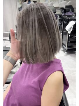 レディアル 大宮(REDEAL ope.) バレイヤージュ　ボブ　ワンホンヘア　ハイライト