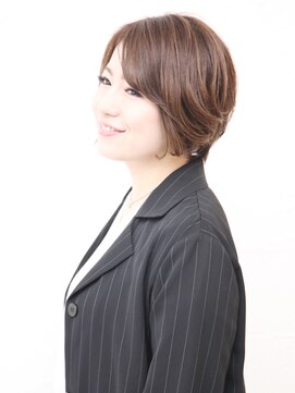 クラク 笹塚店(KURAKU) 大人可愛い20代30代40代黒髪前下がりショートボブ丸みショート